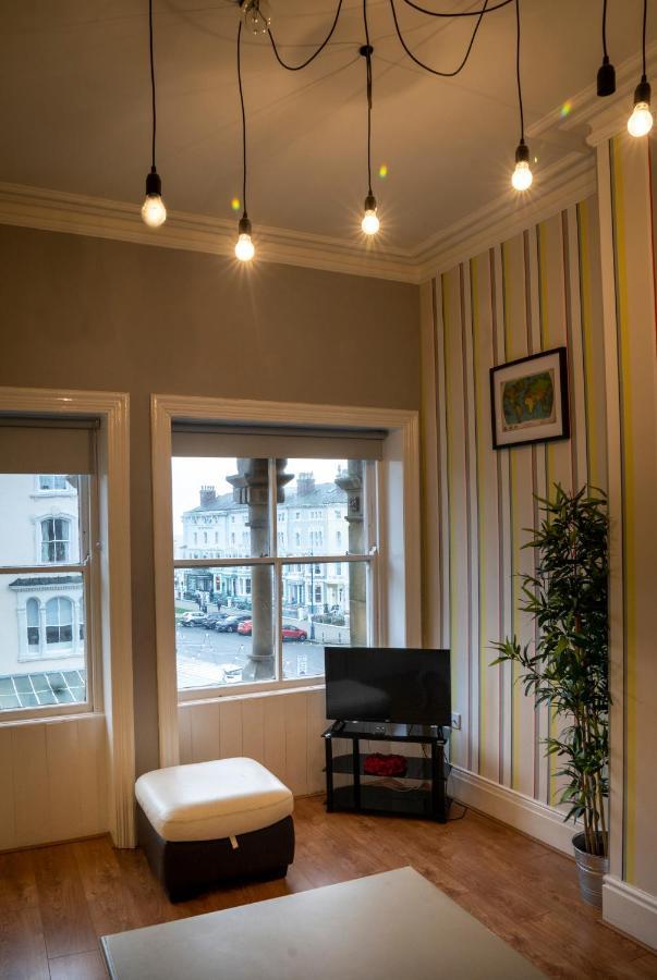 Cornerhouse Apartments ランディドノー エクステリア 写真