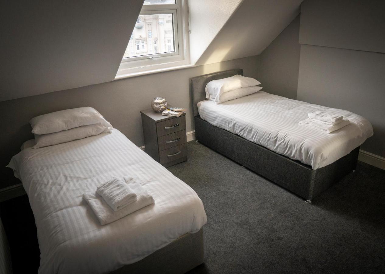 Cornerhouse Apartments ランディドノー エクステリア 写真