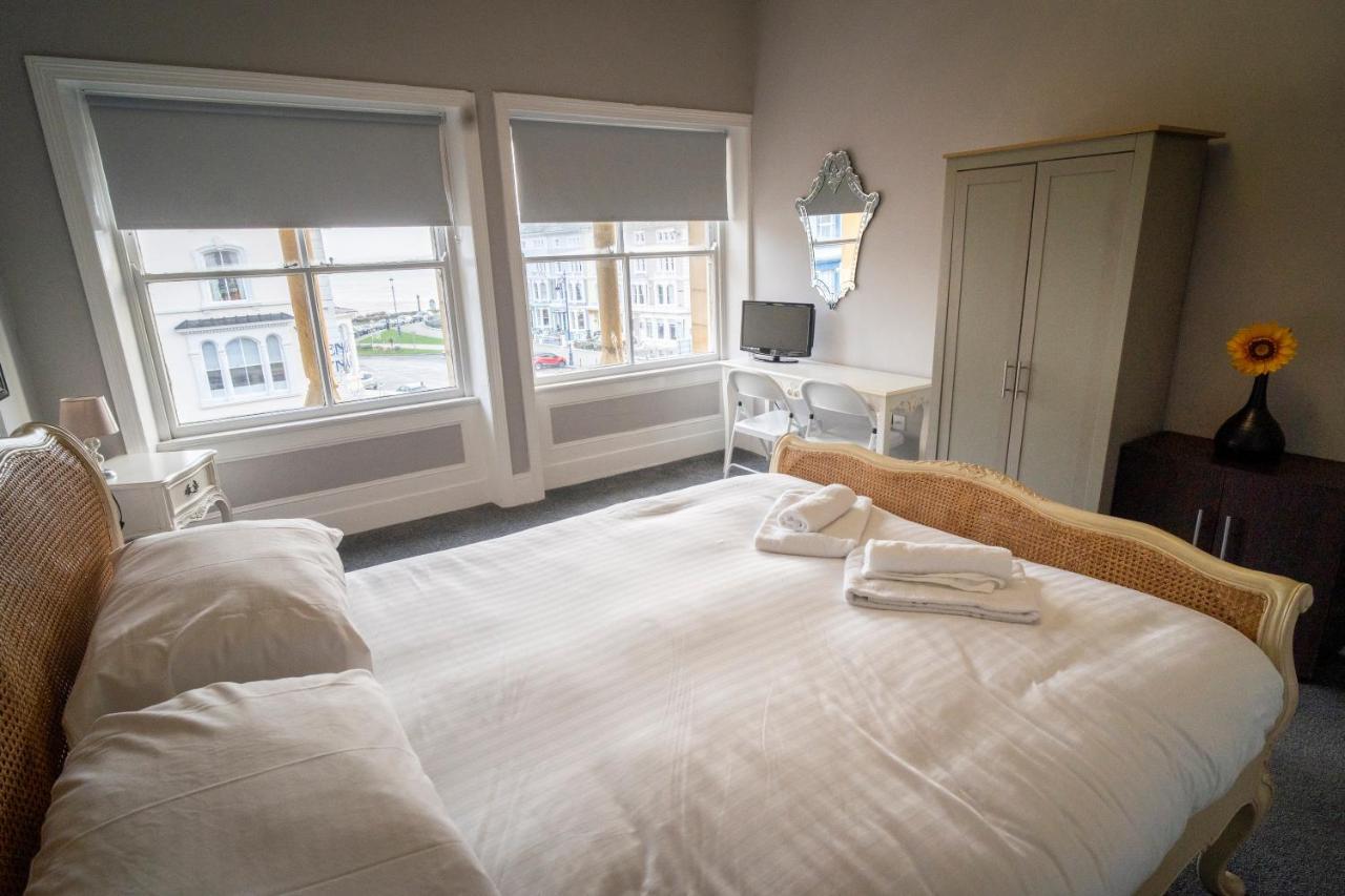 Cornerhouse Apartments ランディドノー エクステリア 写真