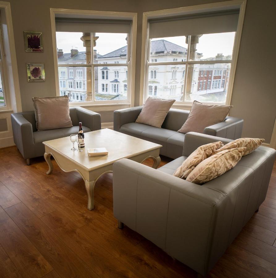 Cornerhouse Apartments ランディドノー エクステリア 写真
