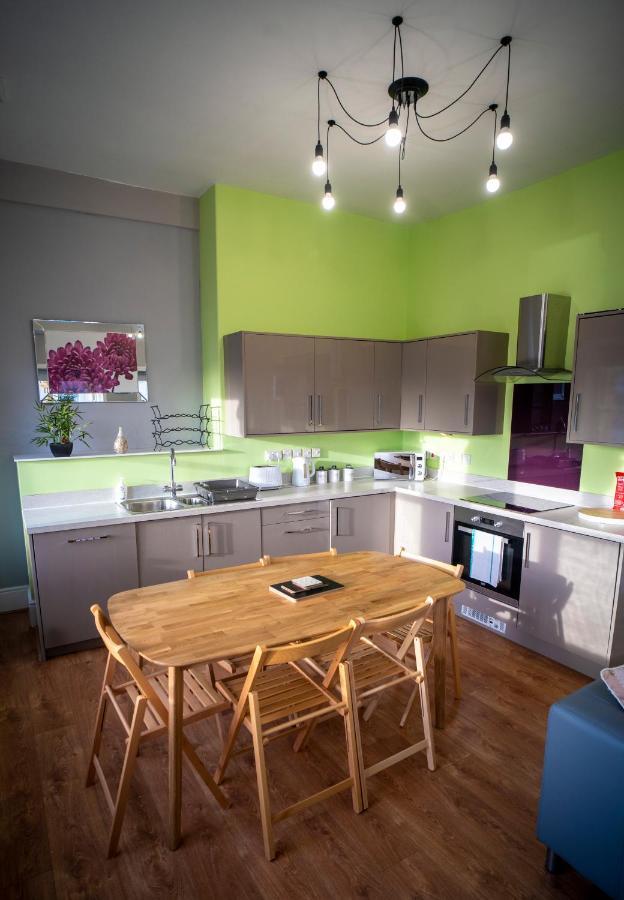 Cornerhouse Apartments ランディドノー エクステリア 写真
