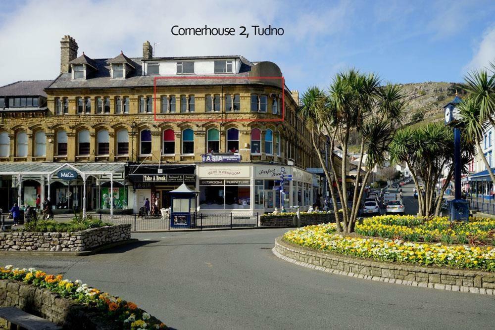 Cornerhouse Apartments ランディドノー エクステリア 写真